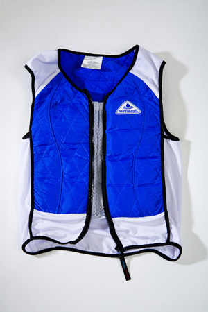 4531 Hybrid Ultra Sport Vest_Front (F1 Replica)